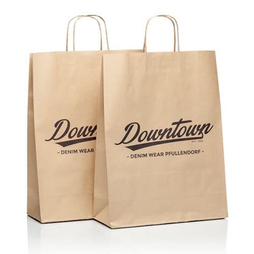 Zwei Papiertüten und Papiertaschen mit Downtown CI von CREATEAM PROMOTION